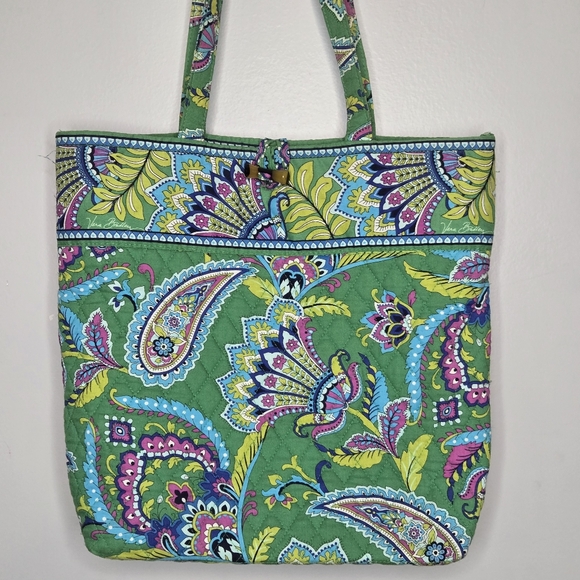 Vera Bradley Tote in Emerald Paisley Retired‎ 2014 Pattern
